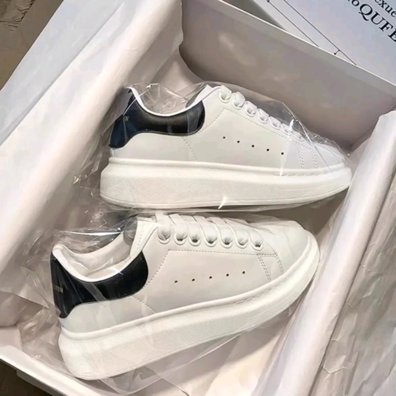 Baskets de créateurs Chaussures décontractées en cuir de veau pour hommes Chaussures de plate-forme surdimensionnées Bottes Femmes Tread Slick Ba
