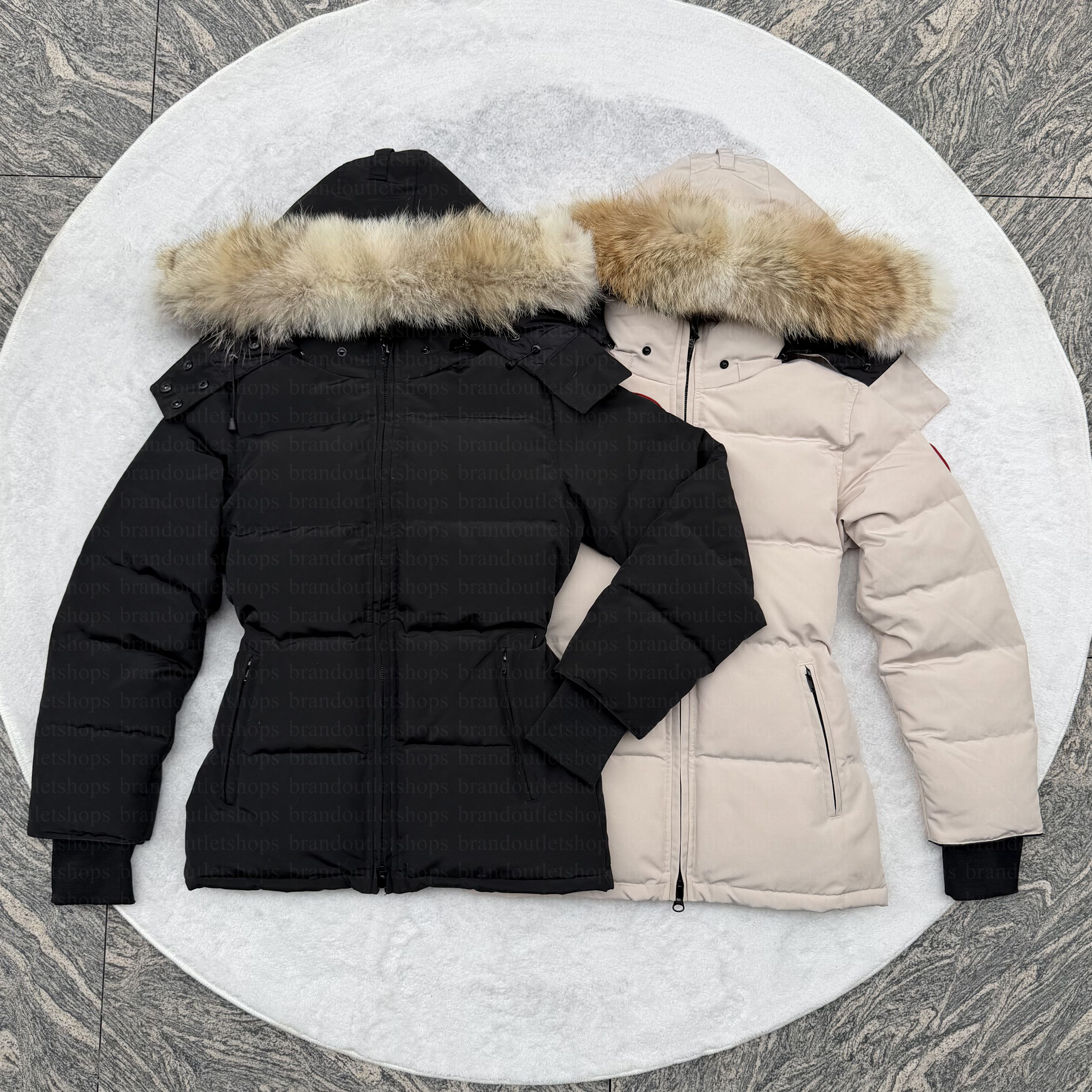 Women Down Jacket coats Designer Puffer Jackets Winter Parka Coats Real Wolf Fur Outdoor Wyndham Windbreaker womens Outerwear down jackets with bag