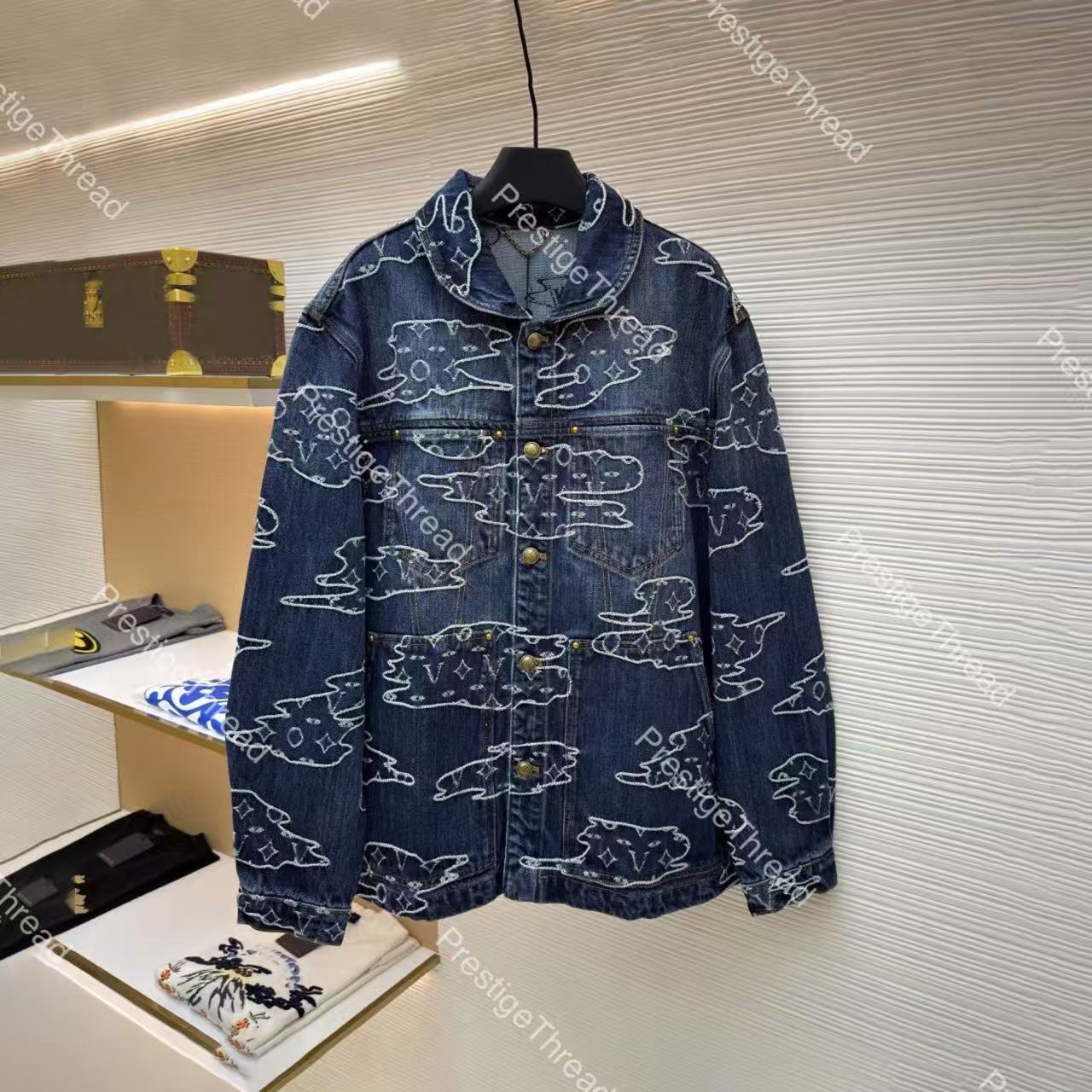 Full-print vintage floral cloud embroidered denim jacket set, designer high-quality jeans, 2026 new street fashion style