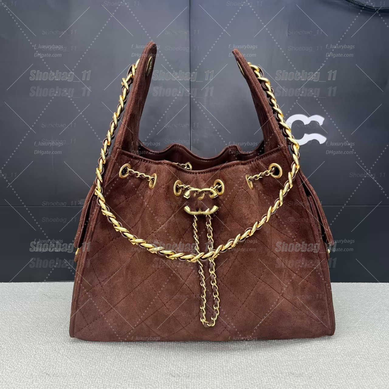 CC 2026 Caviar Hippie 25bag Designer shoulder diamond check long chain fashion bucket crossbody bag Big homeless person 25 suede leather grey casual