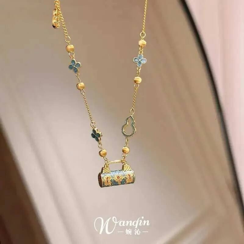 New Chinese Enamel Burning Blue Peace Lock Necklace Retro Contrast Gold Plated Color Court Style Clavicle Chain Pendant L260523