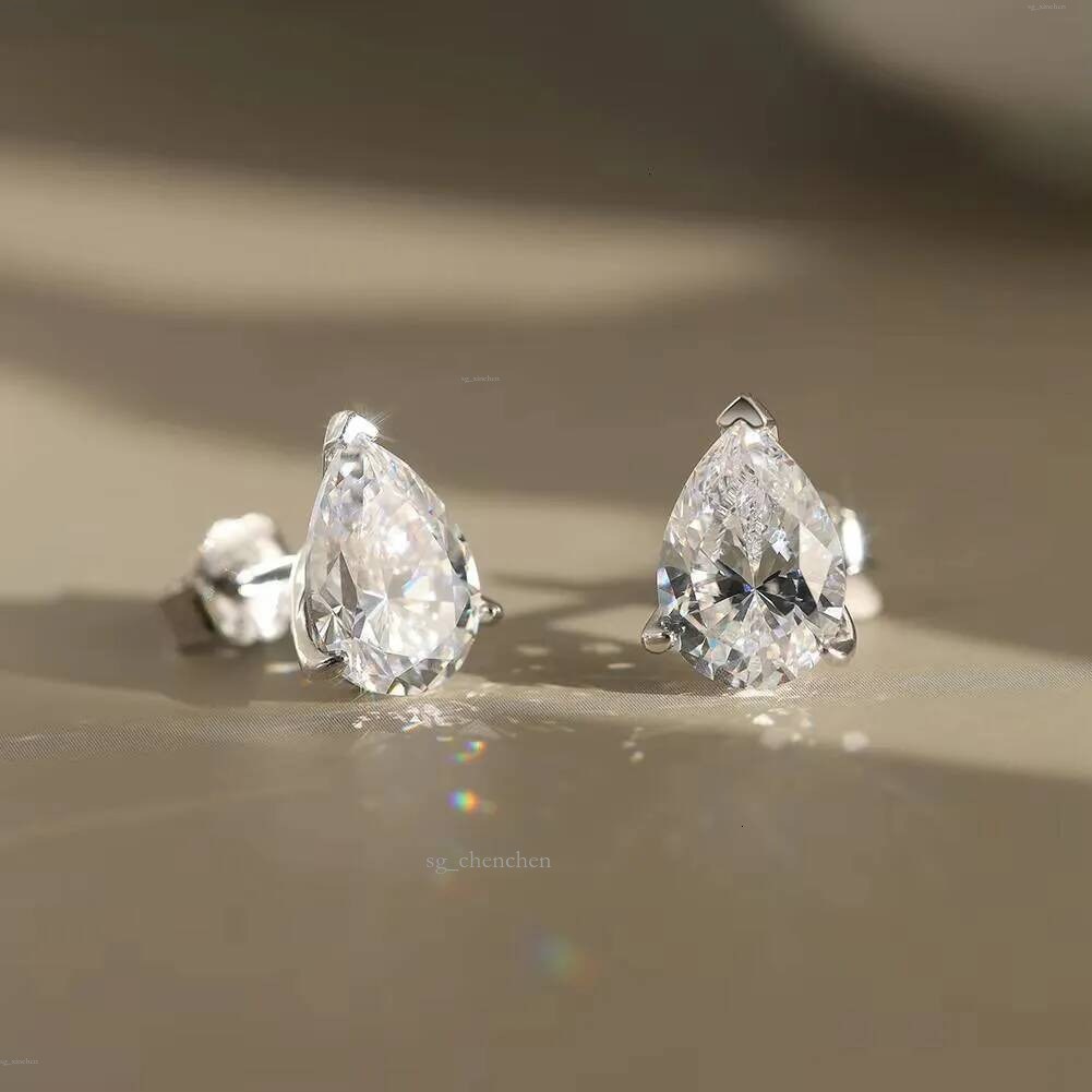 RINNTIN LZE02 Exquisite Jewelry 925 Sterling Silver 14K Gold 8A High Quality Zircon Moissanite VVSia Grade Pear Shape Prong Setting Stud Earrings