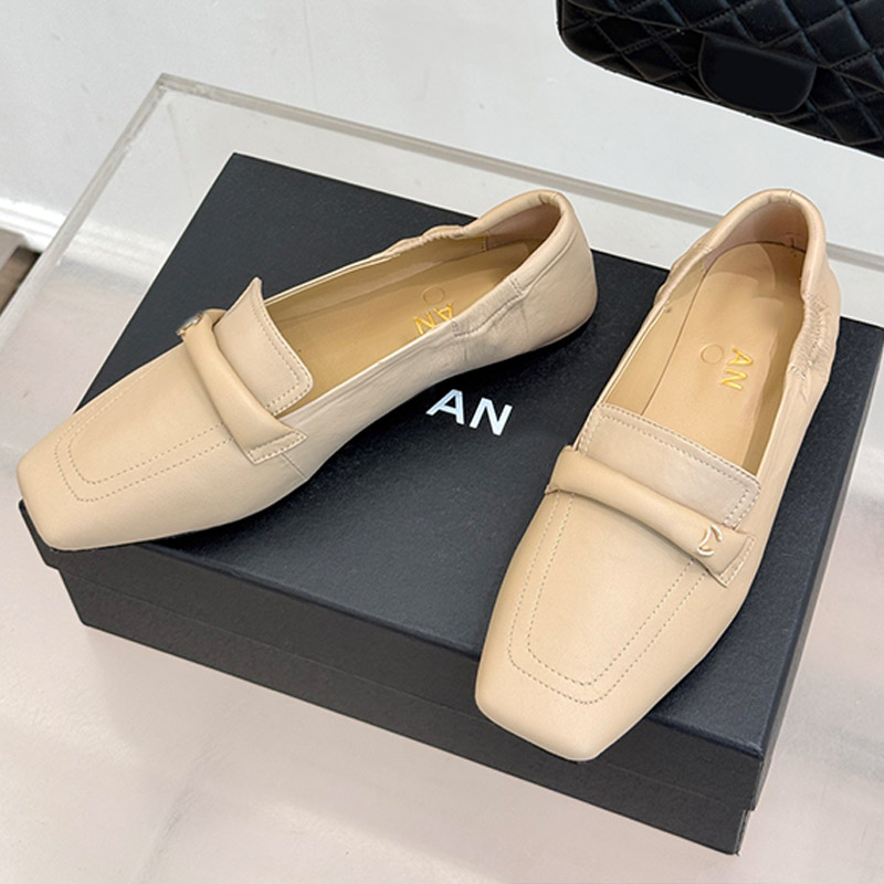Ladies Soft Leather Square Toe Loafers Multi Functional Anti Slip Sole Fashion Metal Decoration Womens Formal Casual Leather Shoes
