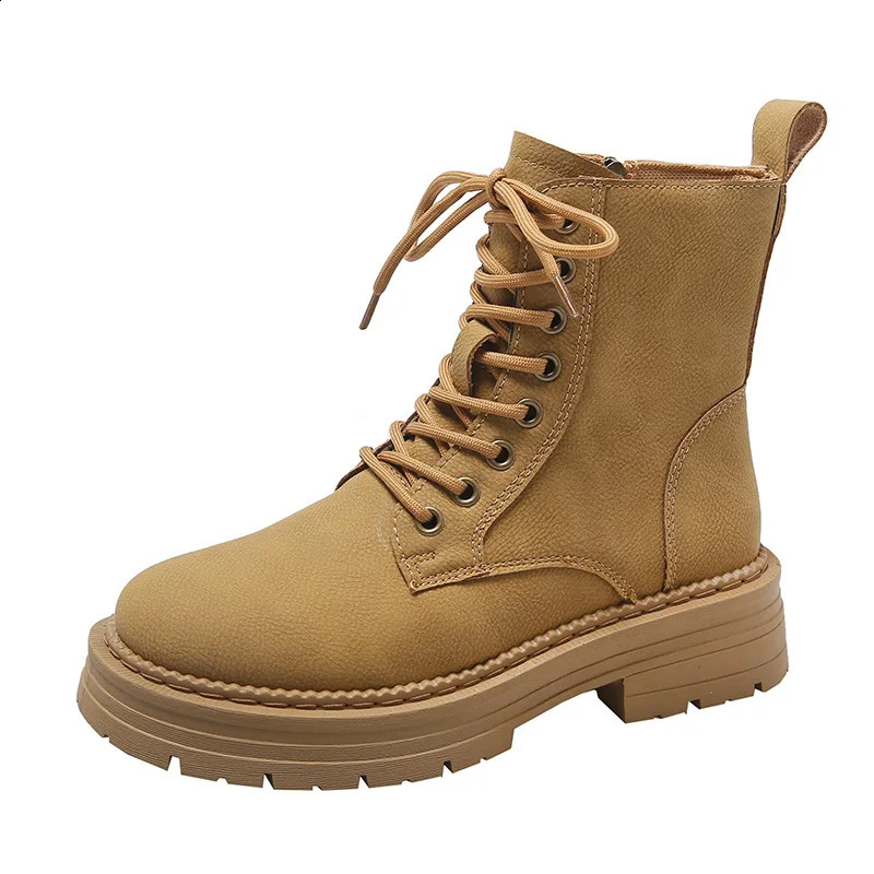 Crestar Women's Fashion Boots Retro Leather Ankle Women y Soft Sole Short Platform Nonslip Round Toe 260917
