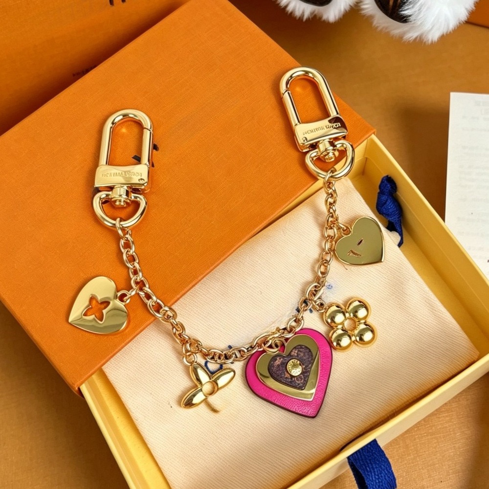 designer bag charm keychain Luxury Keychain for Women Cute Bag Charms Keychains Flower Classic Pendant Chain Fashion Key Rings Quality Key Chain