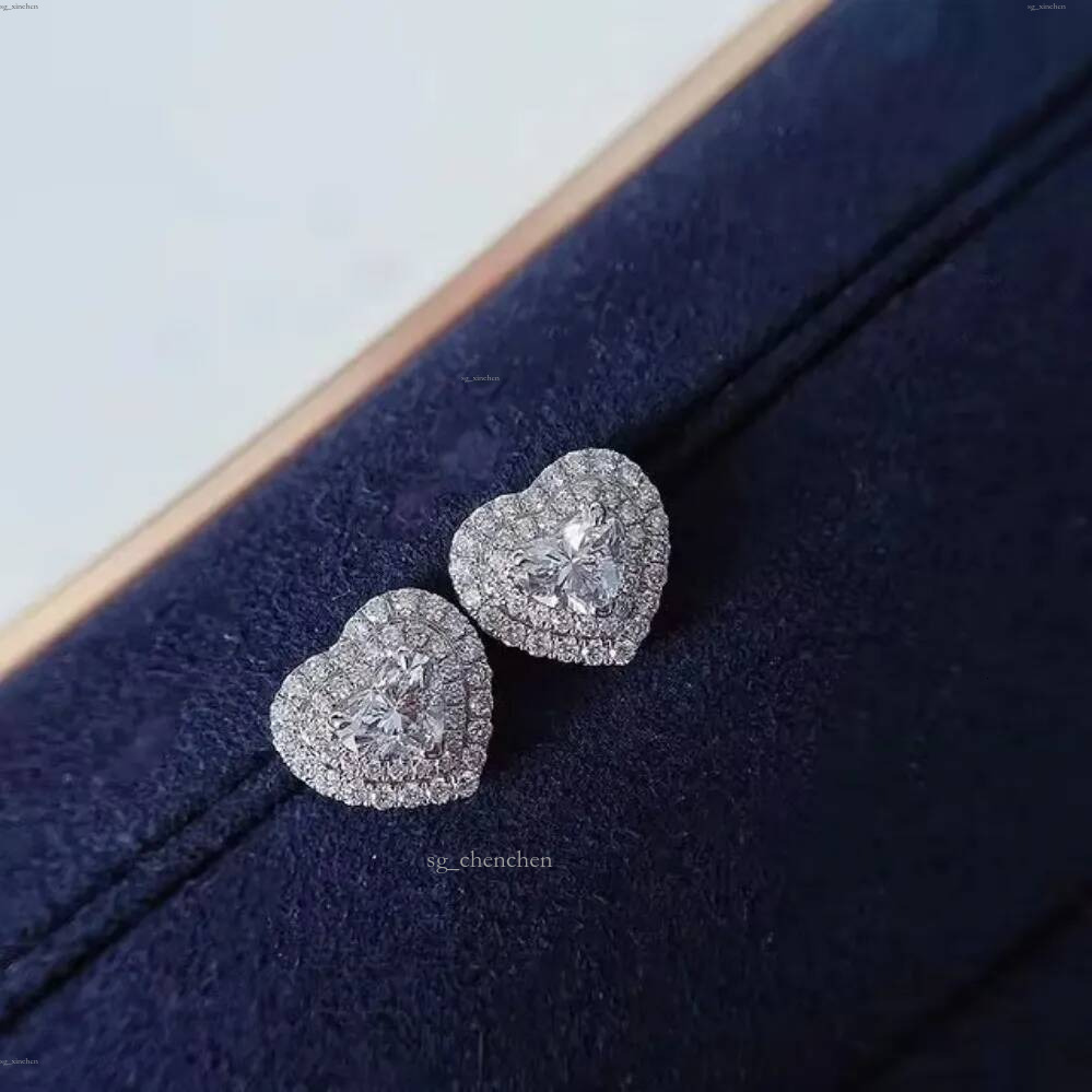 Boucles d'oreilles à tige en argent sterling avec cœur et zircone pour femme - Bijoux de mariage tendance - Cadeau pour sa femme, sa mère, son an