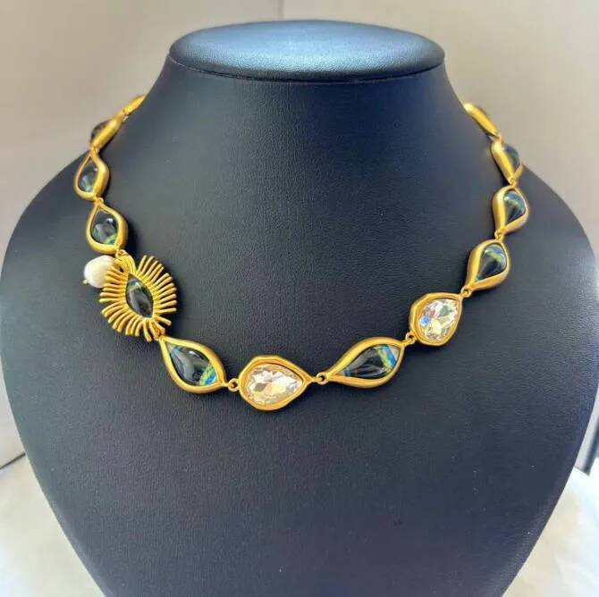 Designer Good Quality Real 18K Gold Plated Schiaparelli Devil's Eye Pearl Pendant Necklace WomenGirl Gift Jewelry SCHN0109B037