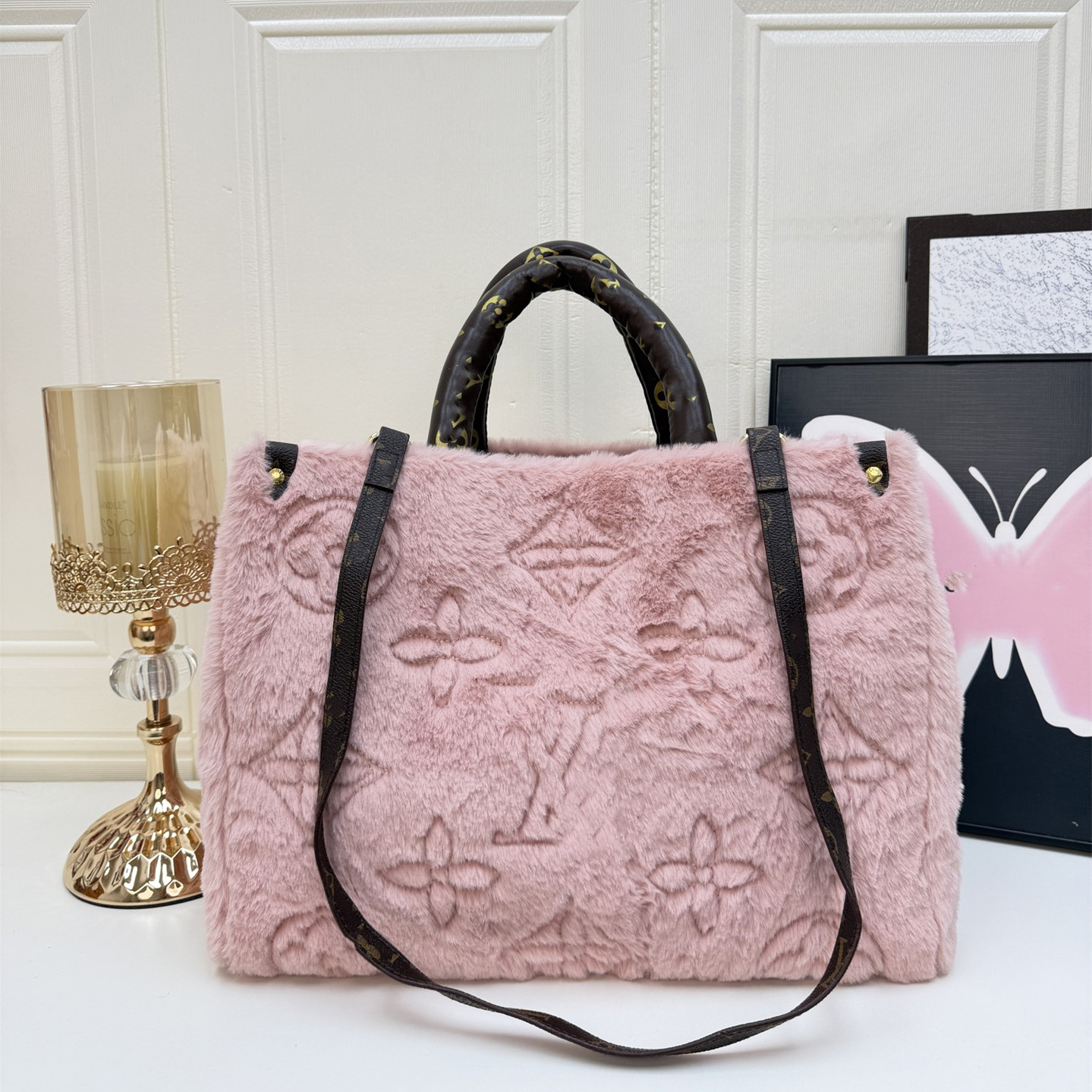 Plush embossed tote bag for women in autumn and winter new large-capacity handbag retro furry bag commuter shoulder crossbody bag shopping bag