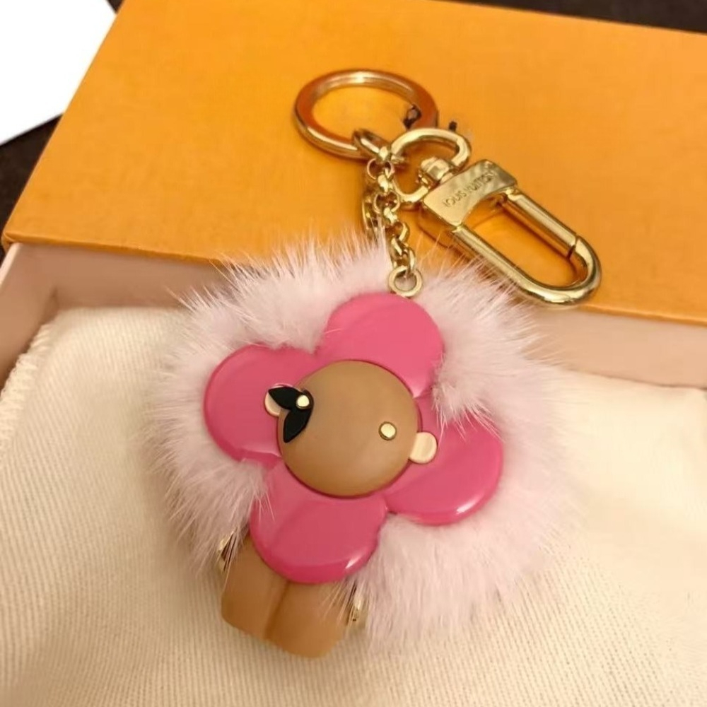 Porte-clés de styliste de marque de haute qualité, pendentif de sac à main de voiture, breloque de sac, bibelot, accessoires cadeaux
