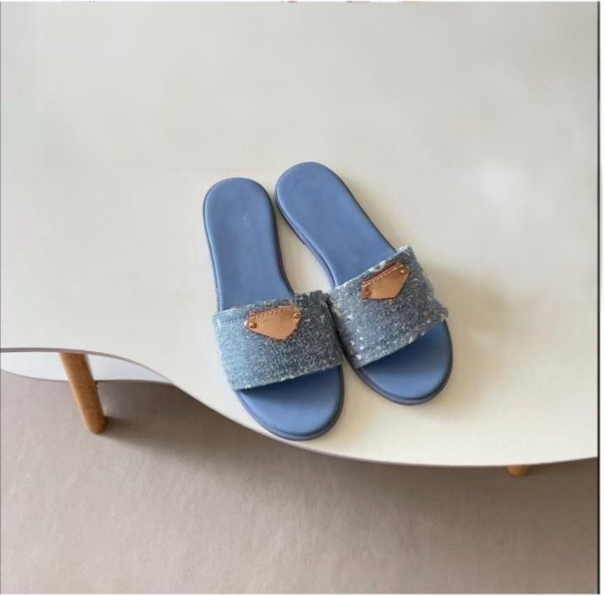 Metallic Summer Flat Slippers Luxury Woman Sandal Designer flip flops for women High quality Stylish Slipper Fashion Classics Sandals Beach Slide Sh