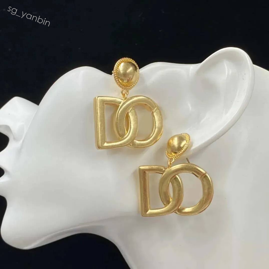 Nouvelle mode classique lettre d'or pendentif boucles d'oreilles pour femmes marque designer simple bijoux 2 3 4 cm en option de haute qualité bo