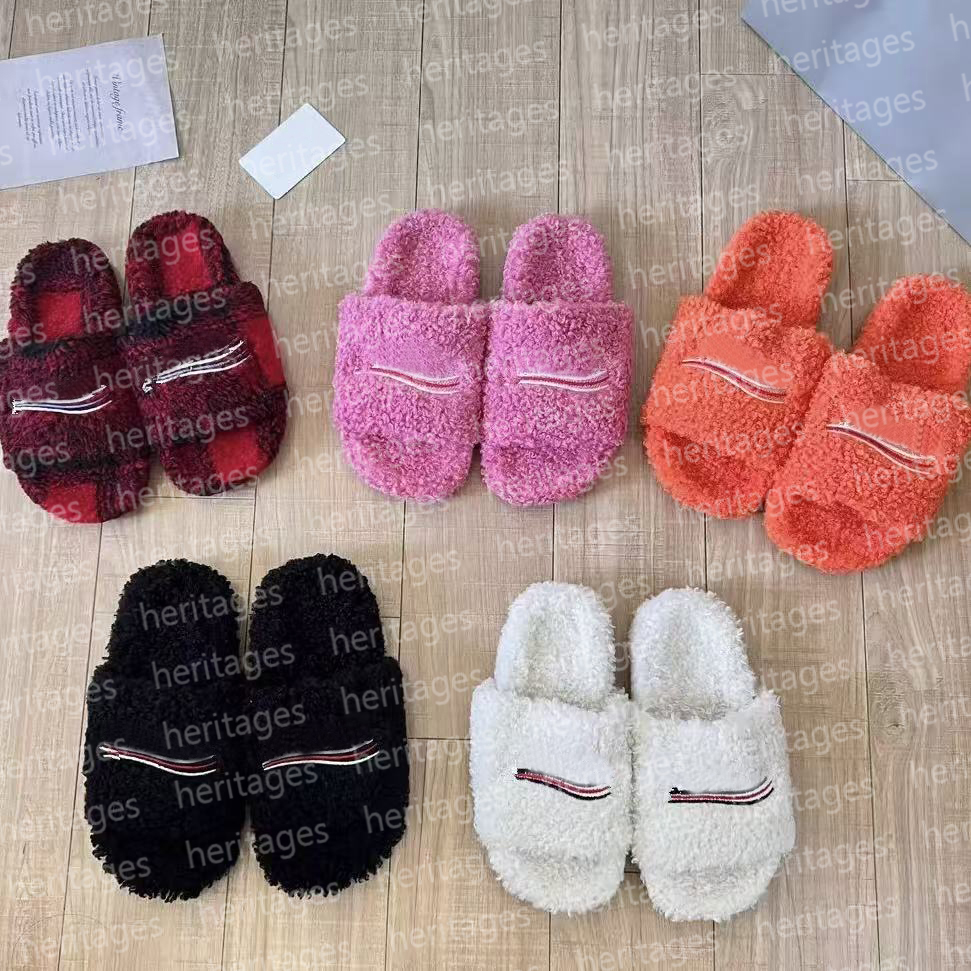 Fur Furry Slides Slippers Sandals Open Toe Slide Designer Women Slippers Slids Mules Fall Black Curly Fur Flat Slides Winter Homewear Slippers Fashi
