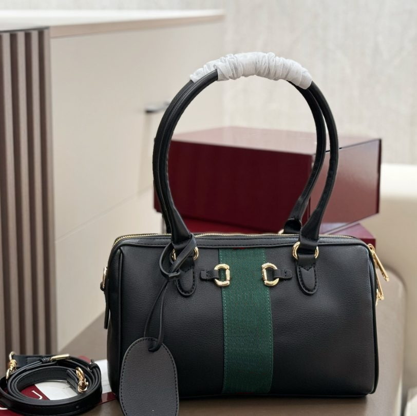 designer Women Boston Handbag Leather Top Handle Bag Classic Fashion Bowling Bag Detachable Crossbody Shoulder Strap Pillow Satchel Shopping bag wal