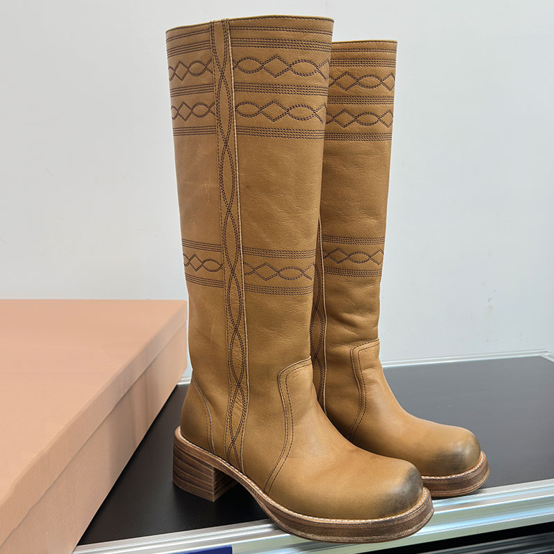 Embroidered Leather Boots 5W765E Designer Classic knee High Boots Ladies Upper With Ornamental Stitching Boot Womens Leather Covered Heel Motorcycle