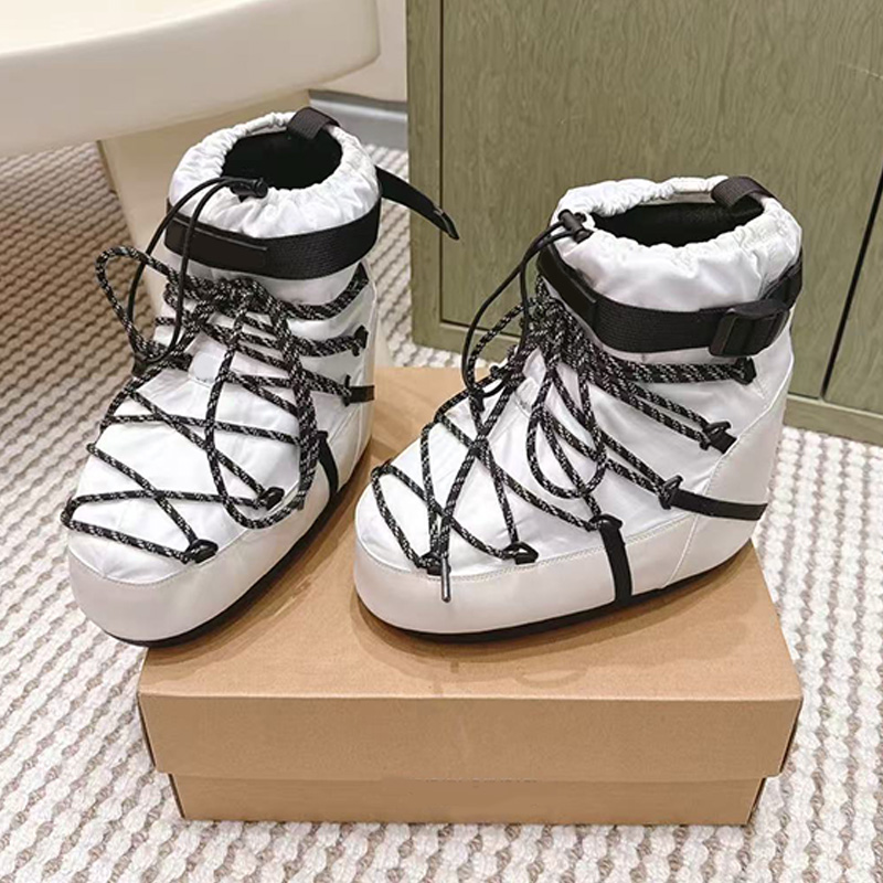 Designer Womens ICON LOW WHITE RUBBER BOOTS Luxury Leather Strap Short Boots Womans Autumn Winter Outdoor Warm Snow Boots
