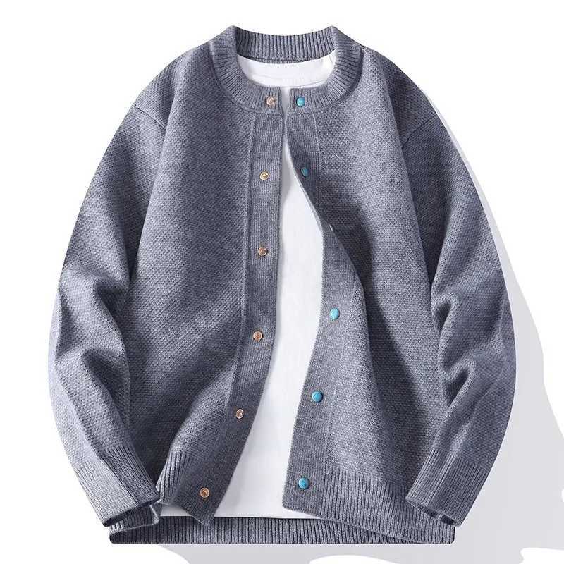 Men's Sweaters Autumn Winter Men's Crew Neck Knitted Cardigan Solid Color Warm Fashion Knit Sweatercoat Men Casual Loose Sweater Outerwear