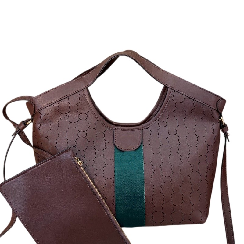 Womens Hollowed Out Handbag Designer Fashionable Retro Large Capacity Shoulder Crossbody Bag Armpit Bag Portable Outdoor Letter Bag Sacoche Shopping