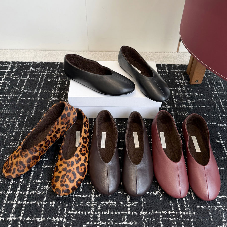 Alta qualità2026 nuovo vero minimalismo in pelle Mocassini in pelliccia da donna caldi invernali Furry soffice slip on scarpe sandali in shearling l