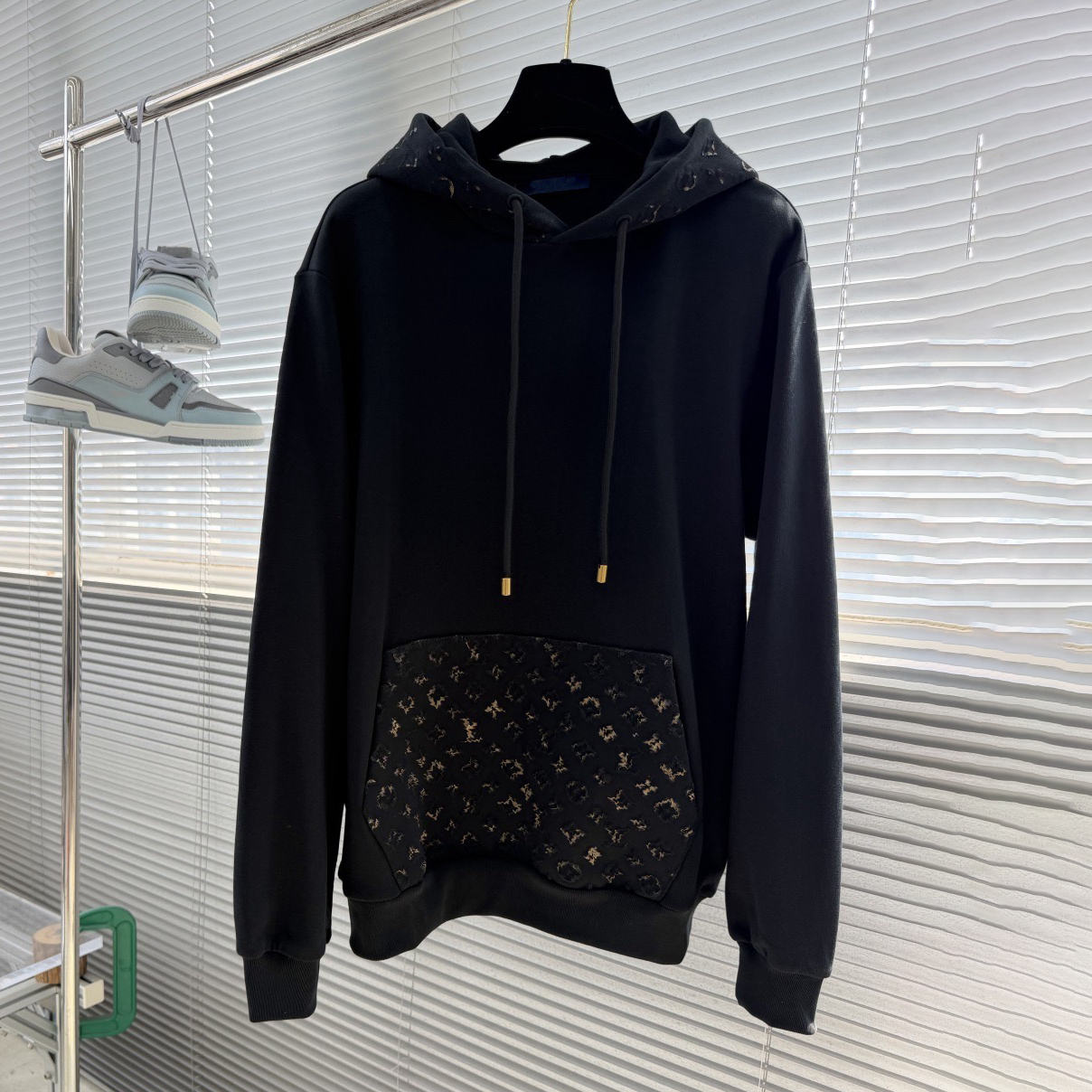 designer hoodie, high-quality embossed letter hoodie, mens hoodie, casual loose sportswear, autumn fashion, pure cotton drawstring hoodie, pullover