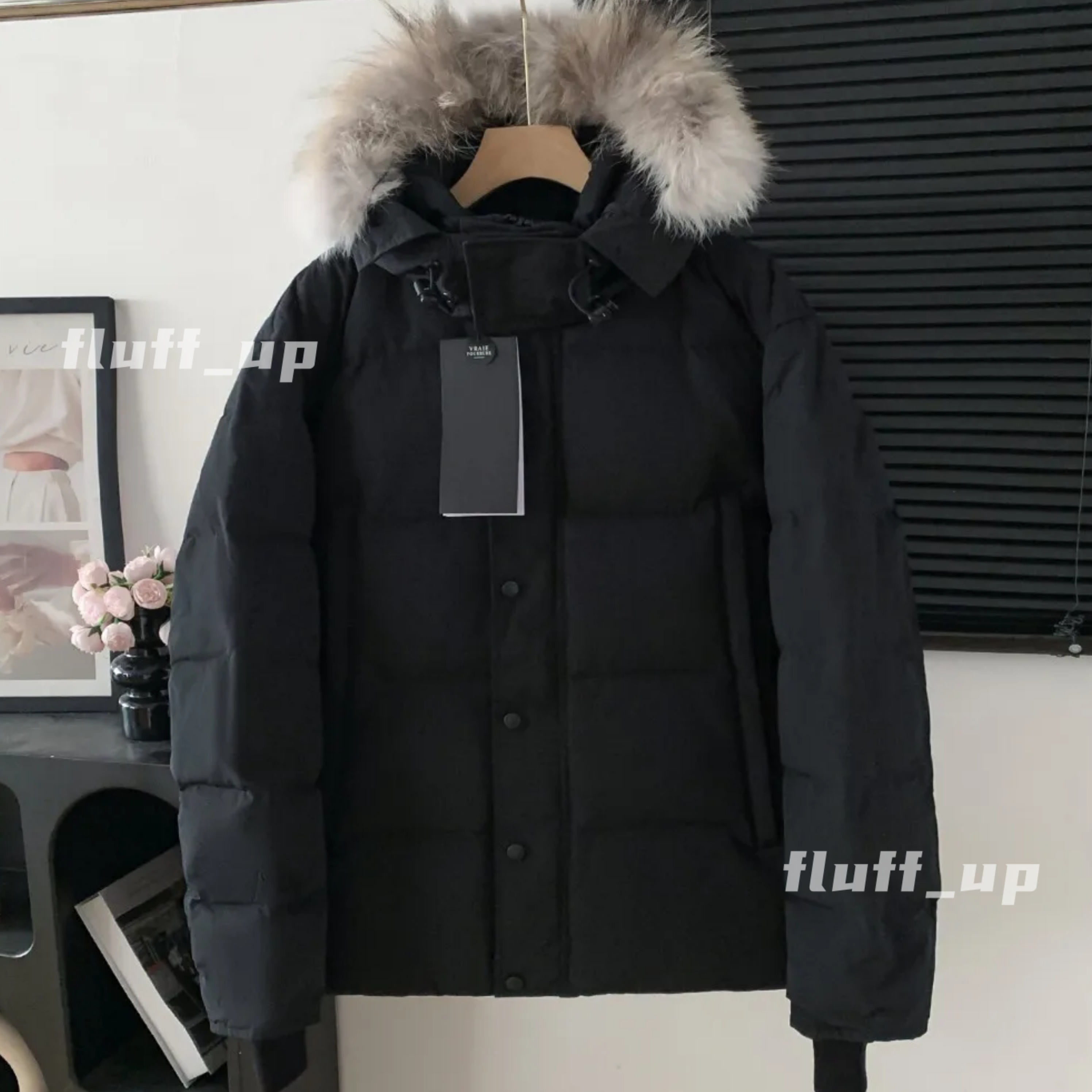 Designer Puffers Mens Winter Down Jackets Wyndham Parka Homme Warm Outerwear Wolf Fur Hooded Fourrure Manteau Jacket Coat Hiver Red Black Badge Jack