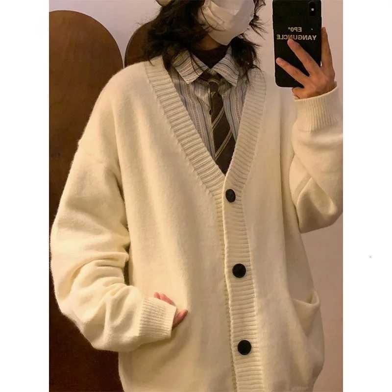 Men's Sweaters 2025 new V-neck sweater jacket men's spring and autumn knitted cardigan men's trendy brand youth woolen swea D261009