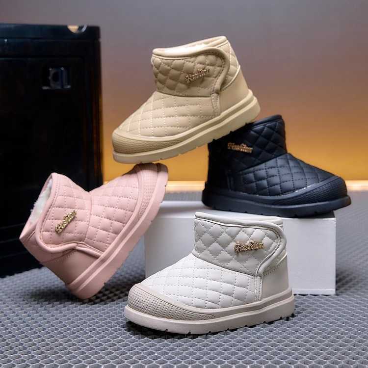 2026 Winter New Children's Snow Boots Boys' Winter Cotton Shoes Fleece-Lined and Thickened Warm Cotton Boots Girls' Large Cotton Shoe