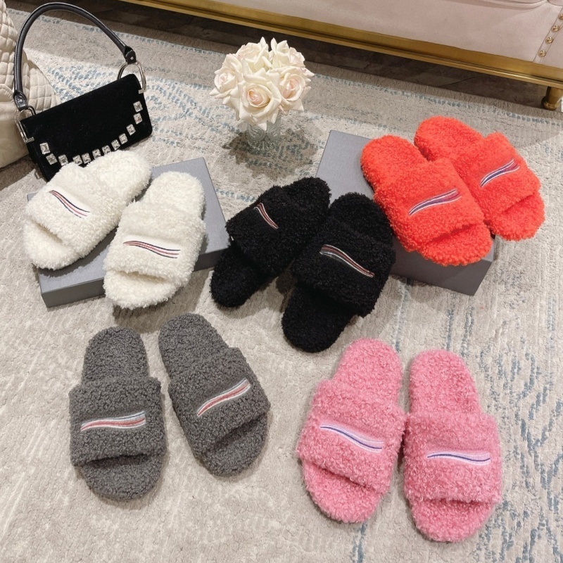 Luxury Fur Slides Designer Slippers Winter Fluffy Furry Warm Sandals Comfortable Fuzzy Paris Flip Flop Plush Slipper for Men and Women
