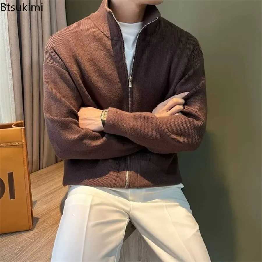 Men's Sweaters Men's Solid Zipper Casual Sweater Cardigan Autumn Winter England Style Stand Collar Versatile Knitted Sweater Coats D261009