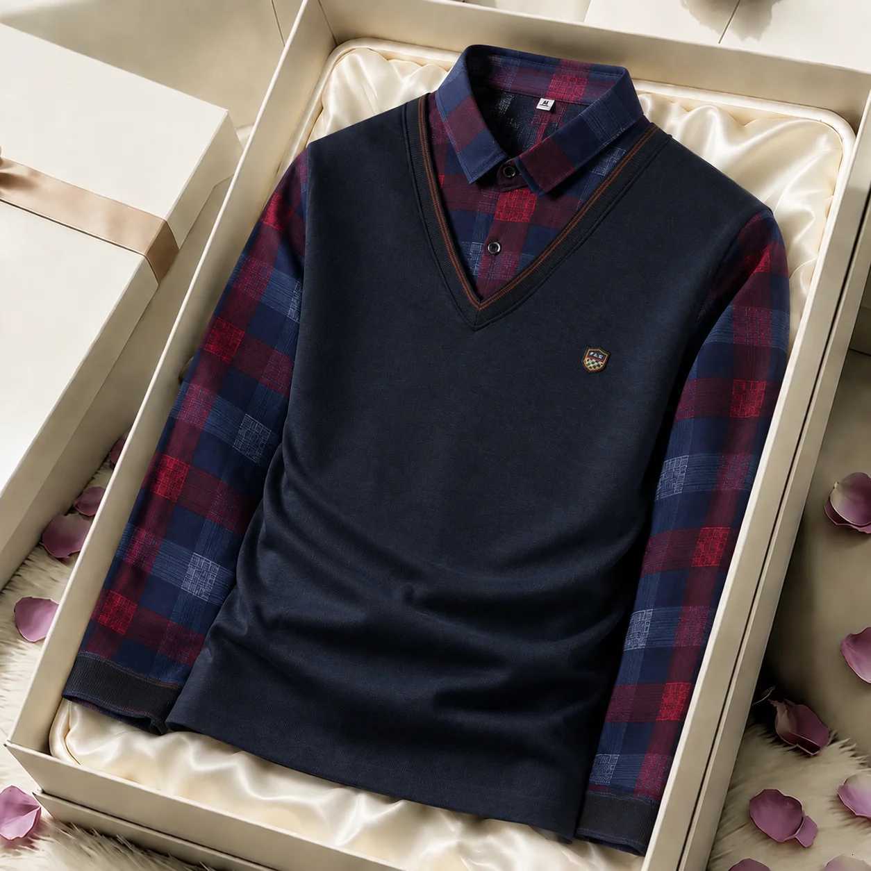 Men's Sweaters Men's Plaid Collar Pullover Sweater Autumn Slim Fit Elegant T Shirts Man Brand Fake Two Pieces Knitted Work Sweaters D26100