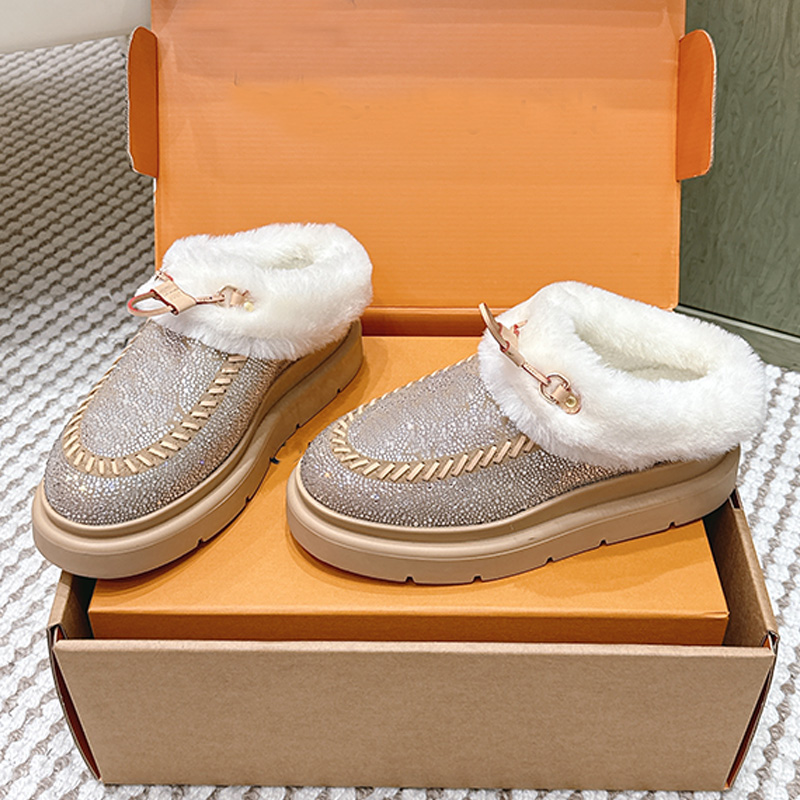 Winter Designer Womens Cortina Closed Mule Shoes Classic Beige Plush Monogram Lace Up Half Drag Mules Shoes Womans Outdoor Daily Wear Single Shoes