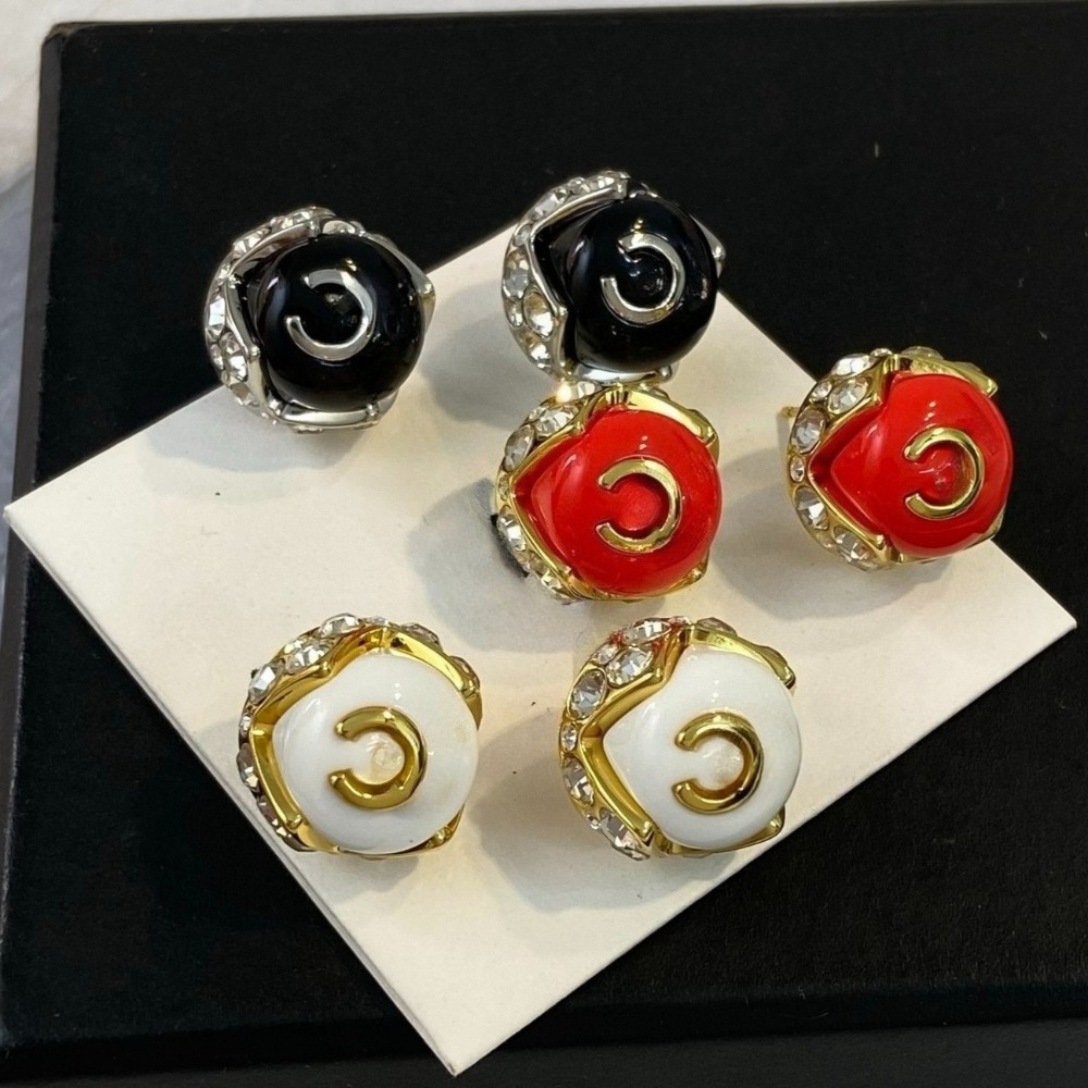 Brand Classic Round Stud Earring Fashion Women Pearl Designer Earring High Quality Crystal Jewelry Earrings Wedding Party Gift with Box