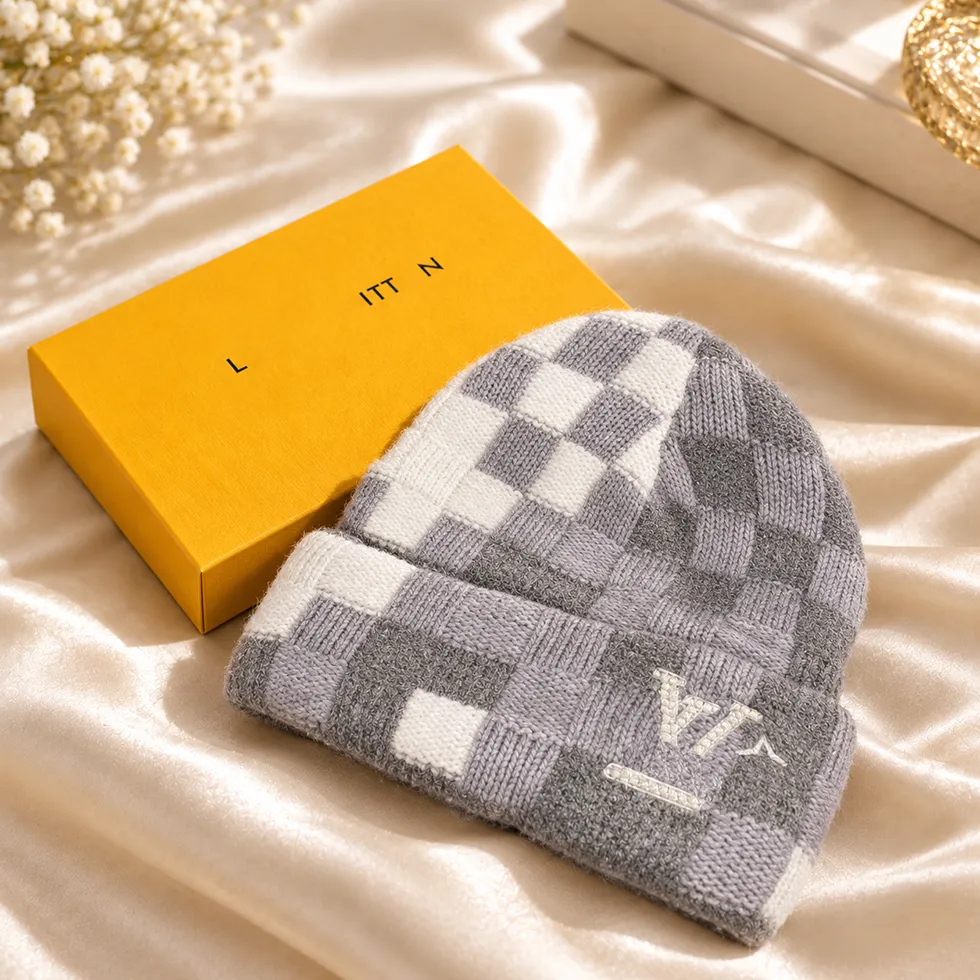 Fashion beanie men bonnet women winter hat spring outing warm knitted beanies hot style craft cap classic bonnet girl boy mutze woman High quality h