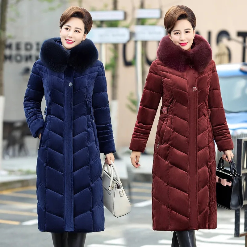 Long Mom's Winter Parka Quilted Elegant Luxurious Golden Velvet Down Cotton Coat Middle-aged Elderly Women's Thick Warm Jacket