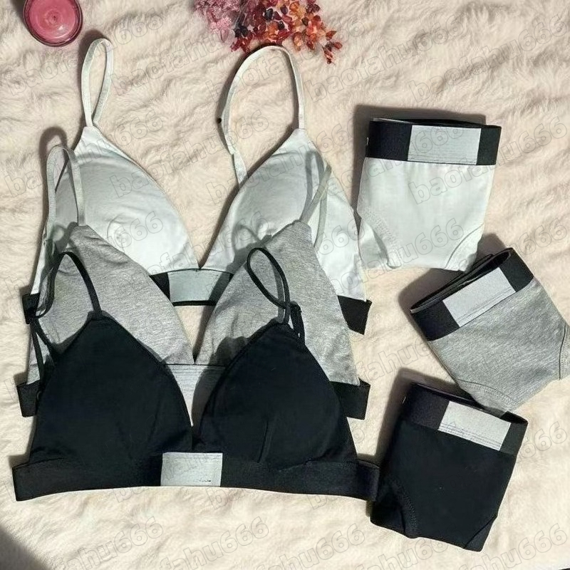 Designer Womens Lingerie suit Bustiers Bra Briefs Set Luxury Bras Shorts Set Bodysuits Underwear Breathable Black White Bikini panties Sexy Sleevele