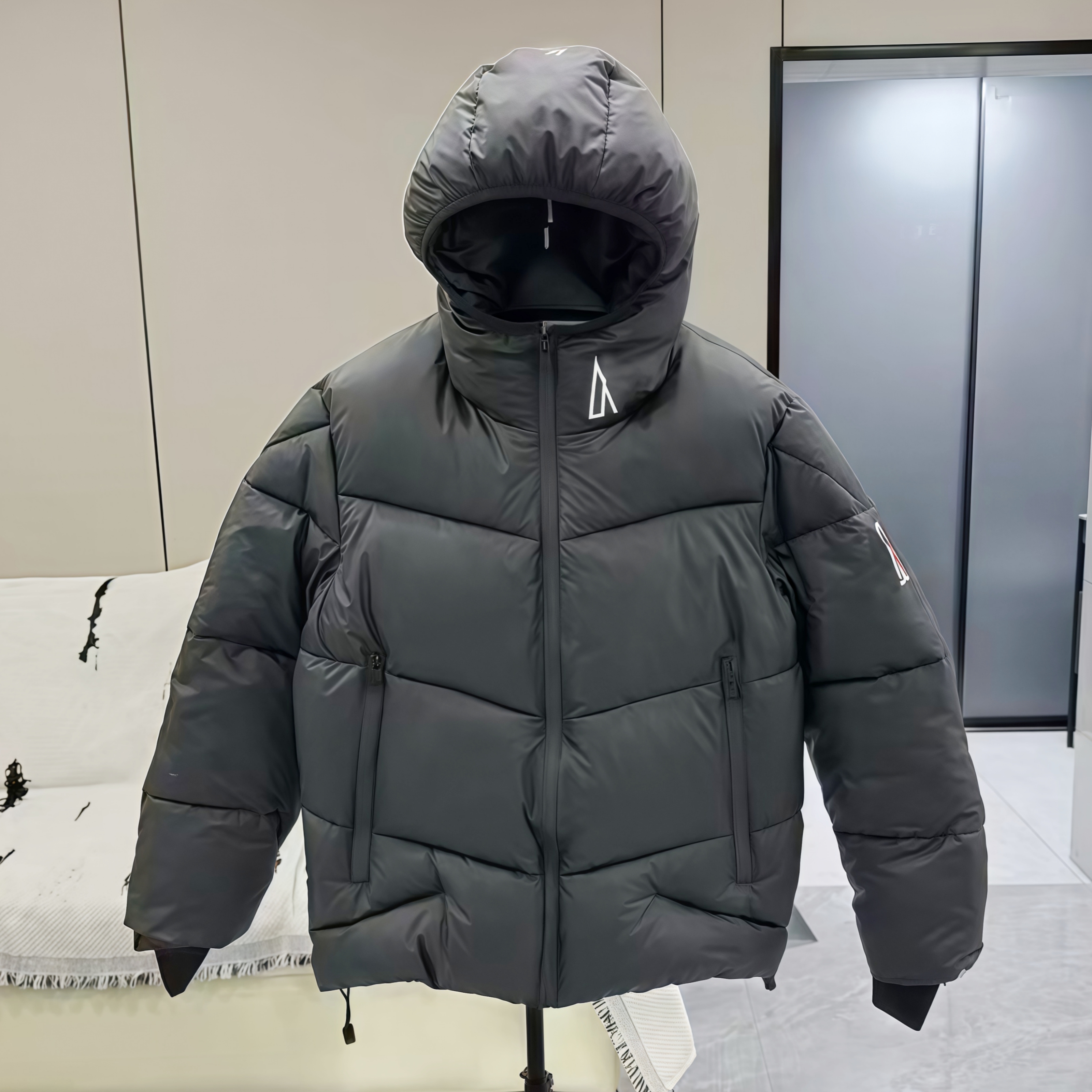 Mens Jacket Designer Puffer Jackets Warm Coat Women Men Puffer Jackets Letter Print Clothing Thick Hooded Sleeves Detachable Parkas