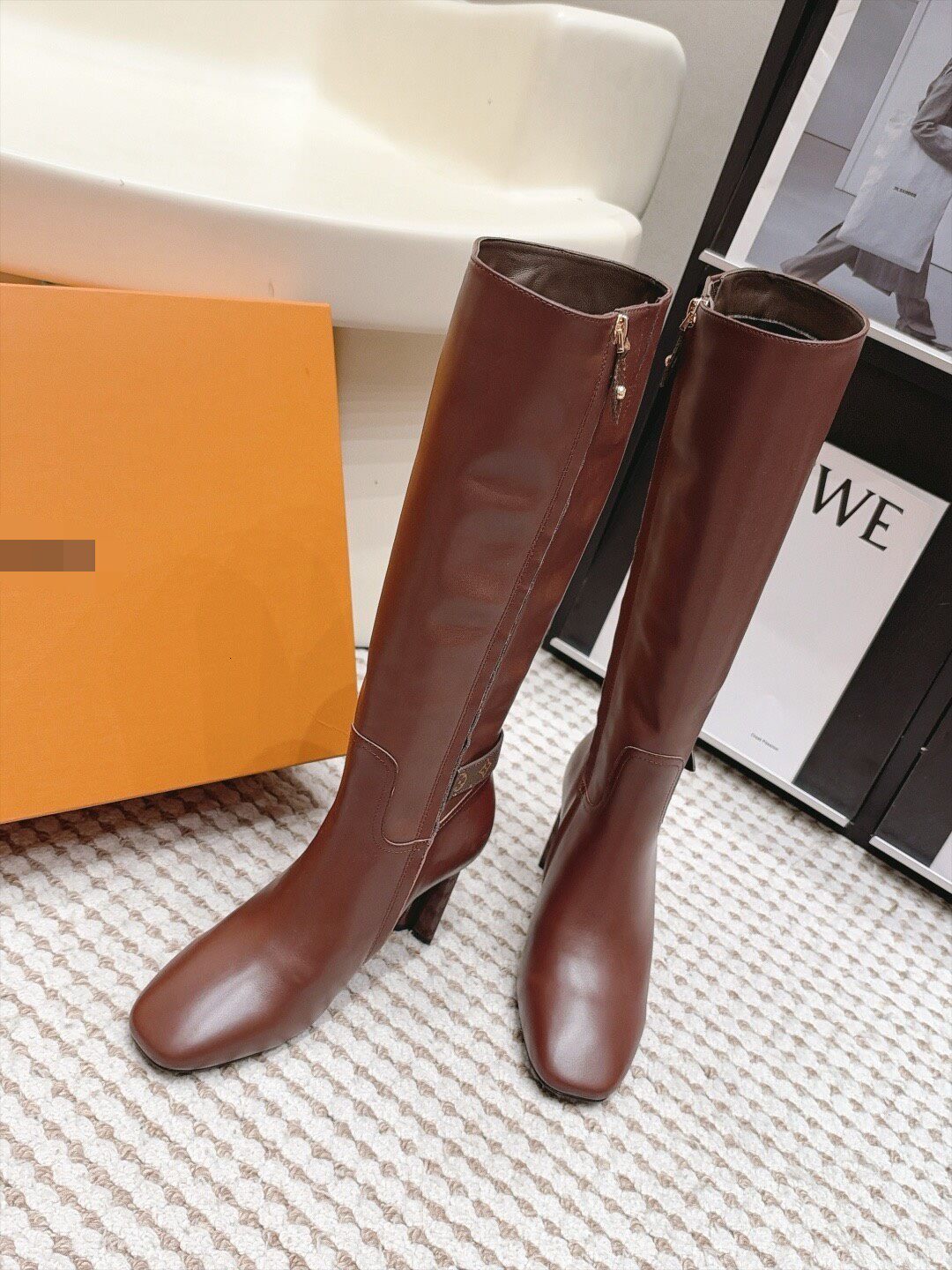 Kniehoher Stiefel, Designer-Damen-Blockabsatz, spitze Zehenpartie, Segeltuch, goldfarbener Reißverschluss, luxuriös, bequem, braun, schwarz, Vintage