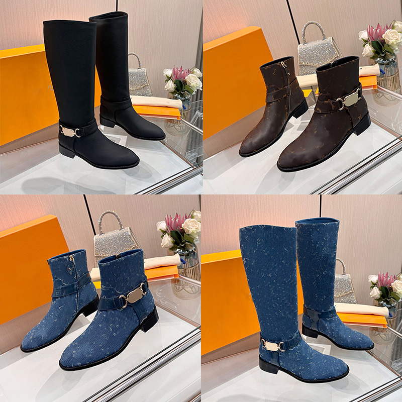 Classic Designer Womens Chelsea High Boots Luxurious Smooth Calf Leather Metal Buckle Shoes Upper Knight Short Boots Womans Outdoor Daily Wear Serie