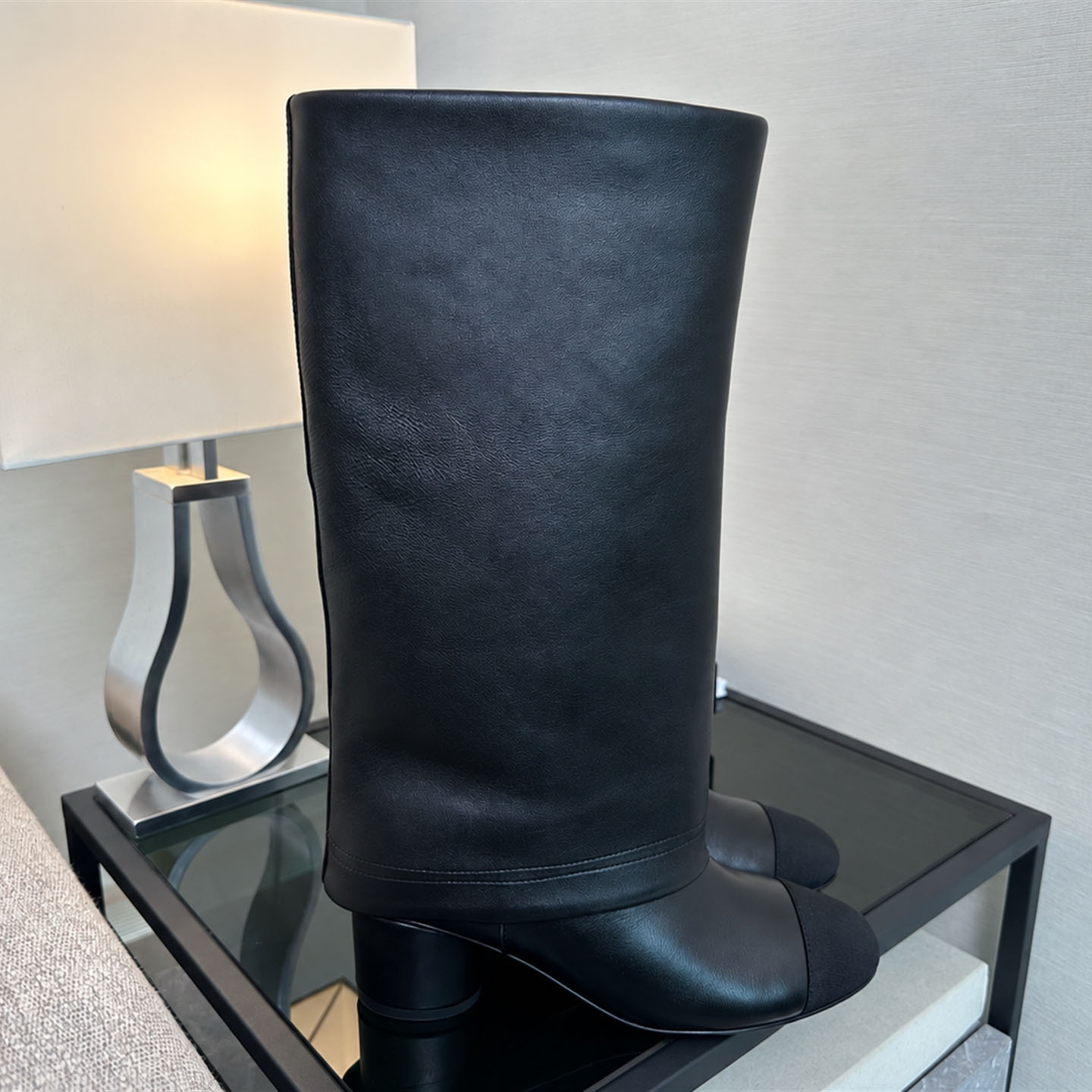 Designer Block Heel Knee High Boots 26A New Arrival Two Tone Leather Cap Toe Pull On Tall Boots Elegant Footwear For Women Autumn Winter Commute Par