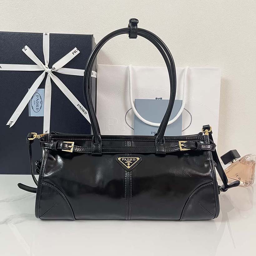 Designer Bag Tote Bag High Quality Luxury Oil wax Leather Handbag Fashion Metallic Leather Women Shoulder bag Solid Brown Color Wallet Large Capacit