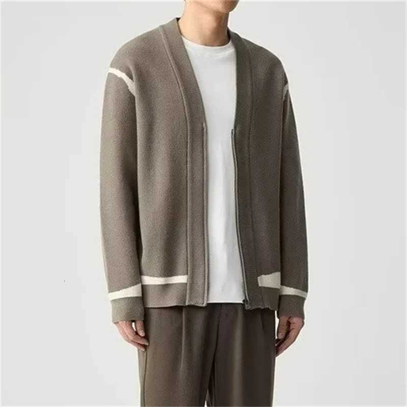 Men's Sweaters Autumn New Men's Casual V-Neck Knit Cardigan 2026 Korean Fashion Stripe Patchwork Sweater Coats Man Y2K High Street Knit Ja