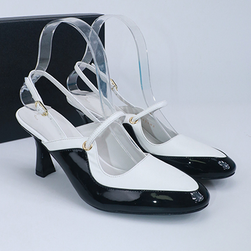 Fall Winter 2026 Womens CC Slingbacks Sandals Designers CC Lambskin Patent Calfskin Round Toe Pumps Luxury Adjustable Buckle Strap High Heels Leathe