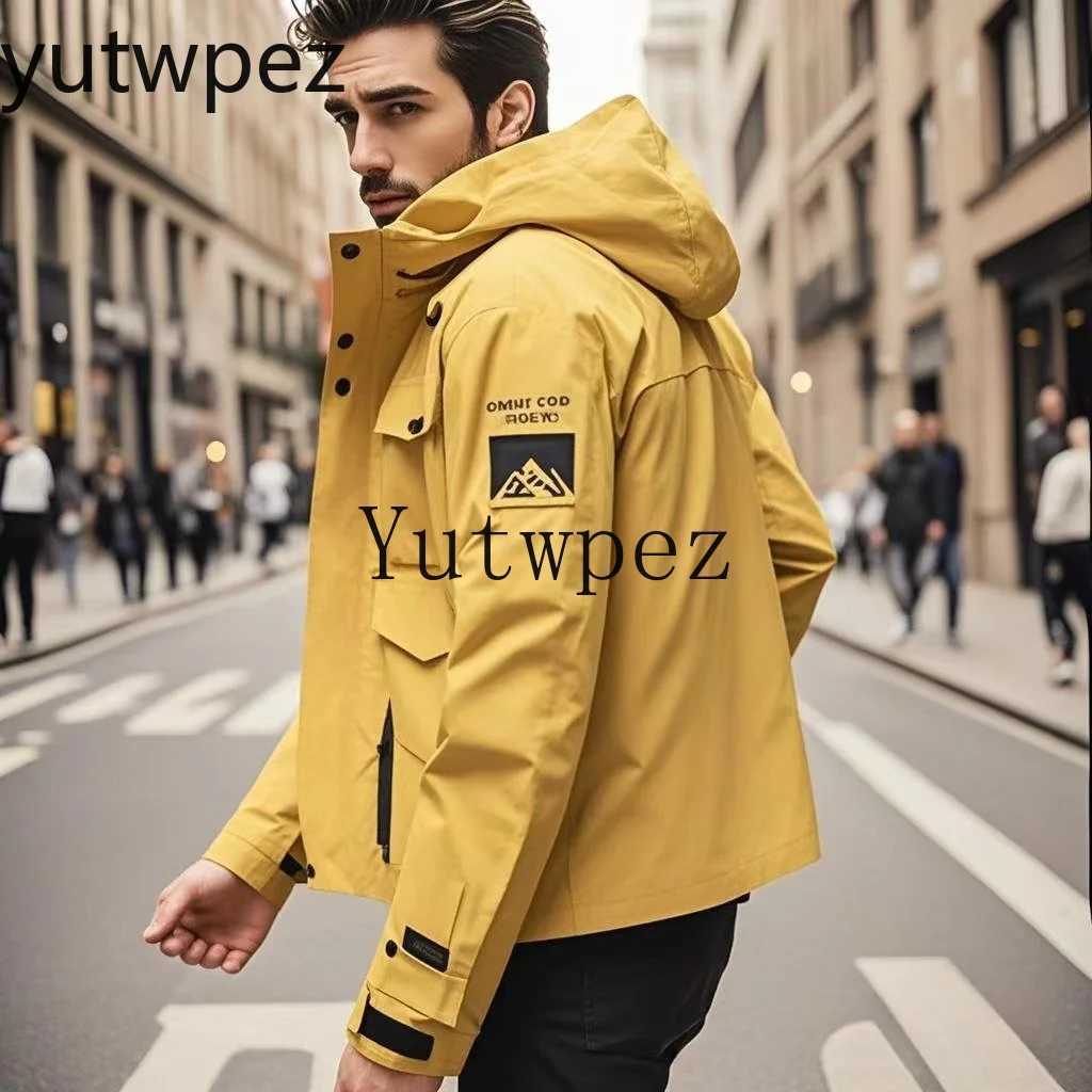 Outdoor Jackets Hoodies Waterproof Jacket Men Outdoor Sports Running Softshell Zip Up Hooded Jacket Windbreaker Hiking Climbing Camping Lightweight