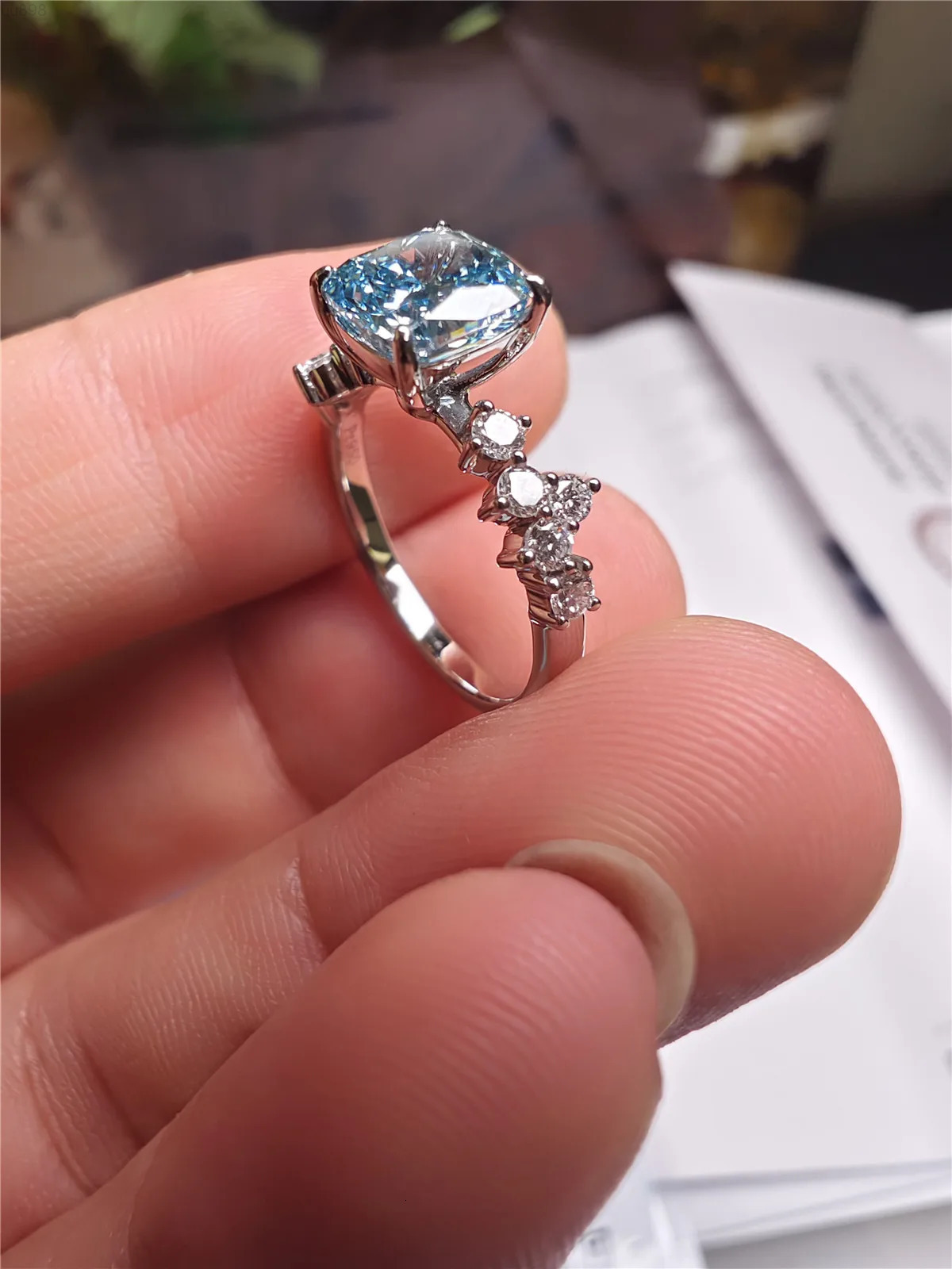 14K Solid Gold Lab-Grown Diamond Cushion Cut 1.5 Carat Blue Diamond Engagement Ring IGI CVD HPHT Fine Jewelry Custom Wholesale