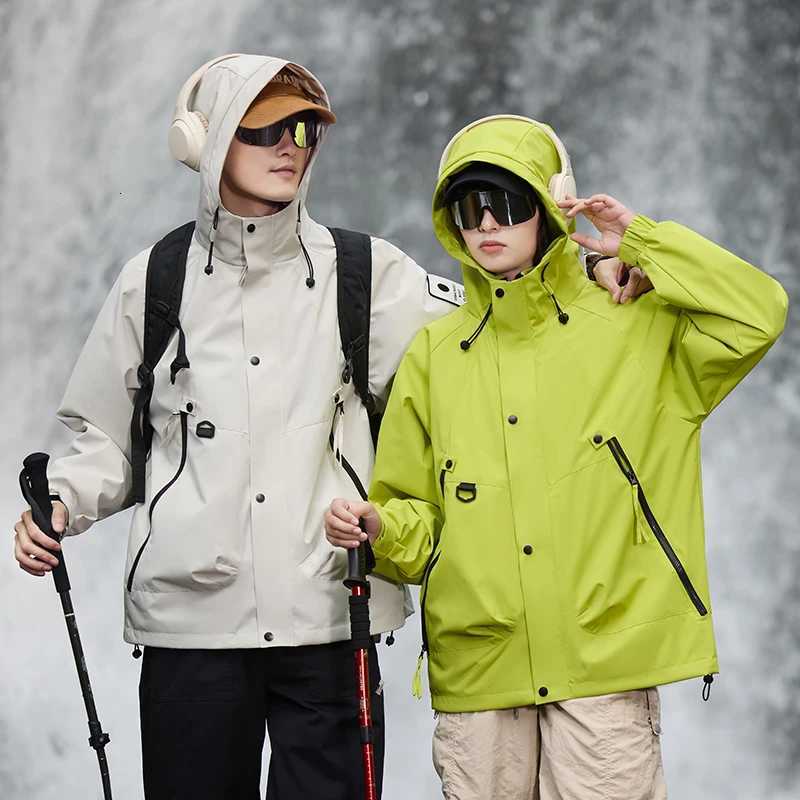 Outdoor Jackets Hoodies Unisex Waterproof Hooded Jacket Windproof SnapZip Closure Multi Pockets Loose Hiking Outdoor Coat for Men Women Q261008