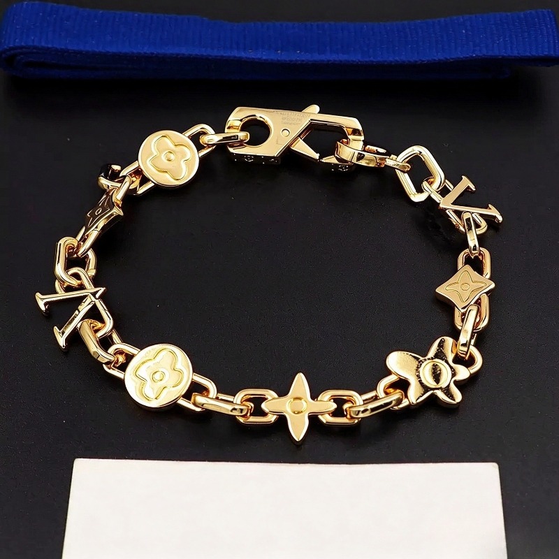 Bracelet de luxe plaqué or 18 carats pour hommes et femmes, chaîne, classique, lettre, breloque, bijoux de déclaration, pour fête, usage quotidie