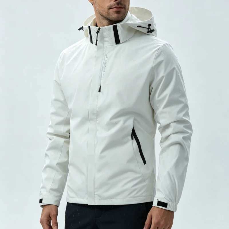 Outdoor Jackets Hoodies Outdoor Waterproof Trekking Jacket Men Lightweight Outerwear Hooded Raincoat Hiking Windproof Jackets Climbing Camping Jacke