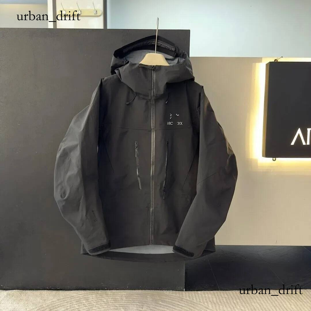 arc jacket Men Hooded Hardshell arcetyxlys jacket Waterproof Windproof Outdoor Mountaineering Coat Breathable Hiking arc teryxlys jacket