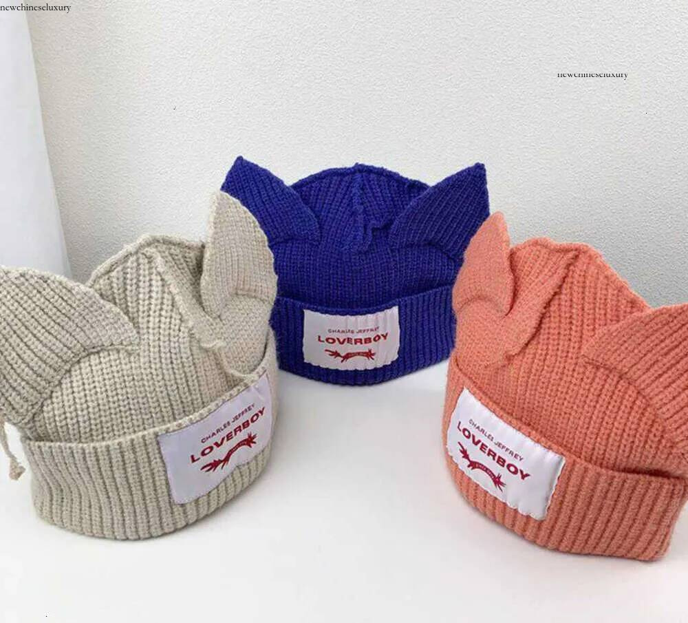 2024 Bonnet / Skull Caps Kpop Street Enfants Hyunjin Hendery Même Bonnets WAYV Leeknew Tricoté Chat Oreille Chapeau Mode Mignon LoverBoy Casual H