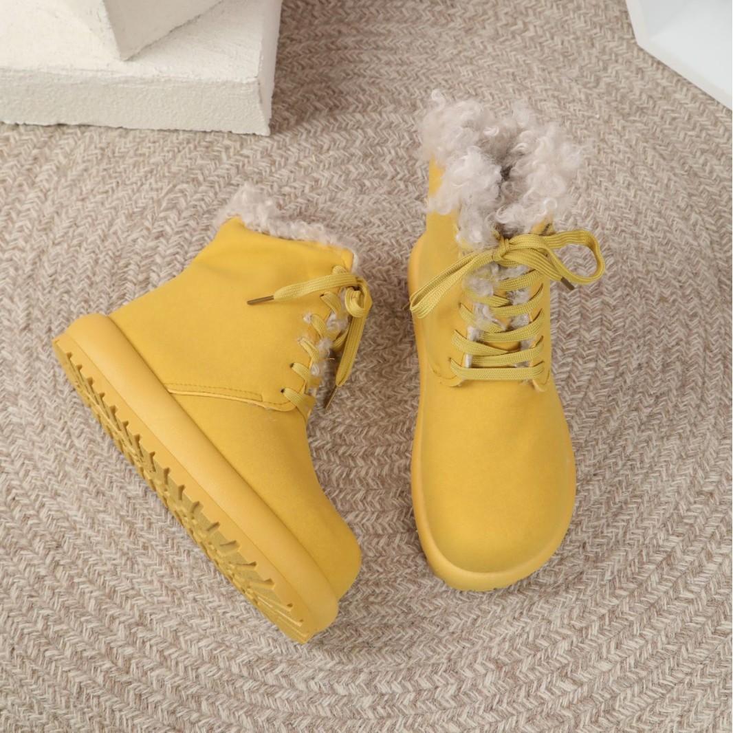 New designer Men's & Women's Snow Boots - Winter Cotton Shoes with Warm Fur Lining Comfortable Fashionable white plain