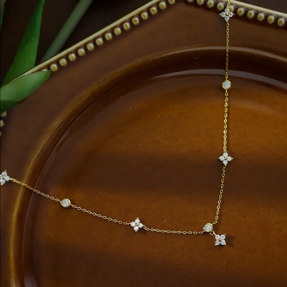 Dainty Adjustable Pendant Necklace open photo locket pendant S925 Sterling Silver Jewelry Zircon Clover Fourleaf Gold Plated Chain Layer Stackable C